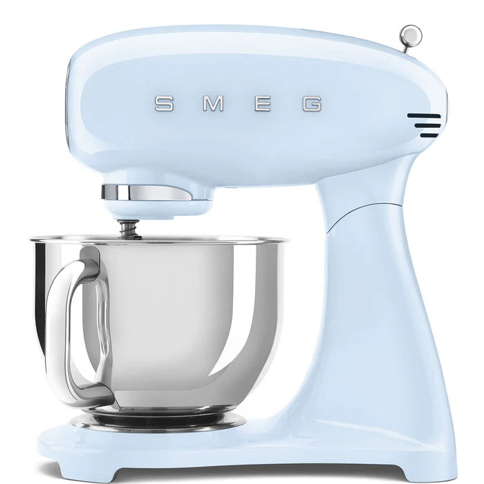 BATIDORA ELÉCTRICA SMEG RETRO AZUL PASTEL COMPLETA